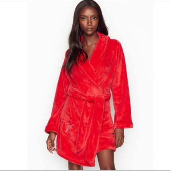 Victoria’s Secret Cozy Robe - Picture 2 of 6